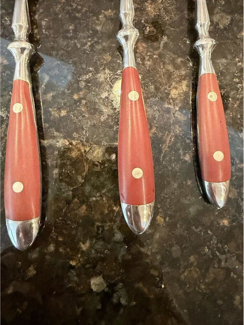 Hampton Silversmith Bistro Brown Handle 5 Pieces EUC
